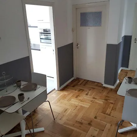 Bed & Breakfast Loft24