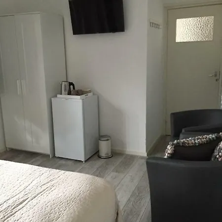Loft24 Bed & Breakfast *