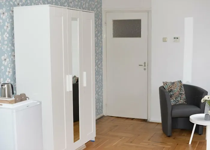 Loft24 Bed & Breakfast *