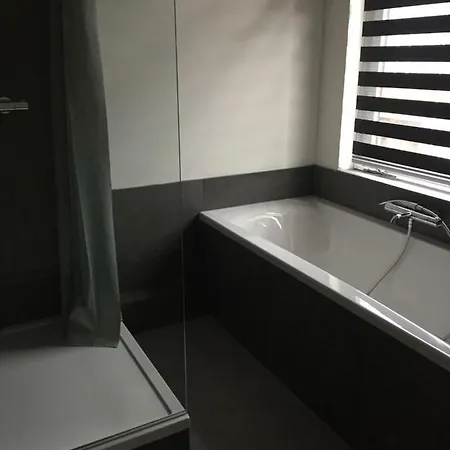 Loft24 Bed and Breakfast Χέερλεν